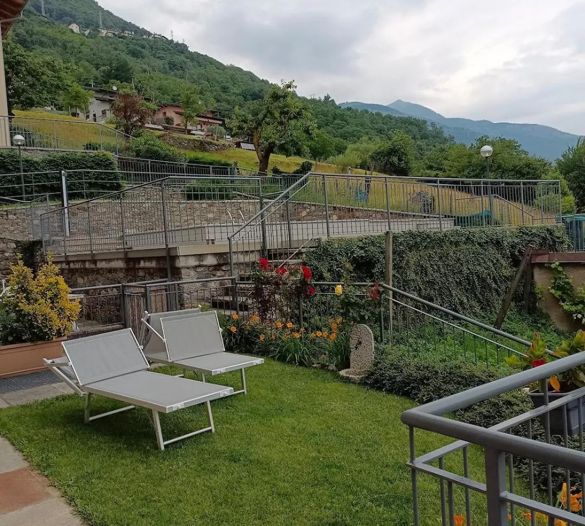 Apartment Casa Bella Vista Emma Lago Como Vercana Italy